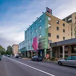 Centro ホテル 4*