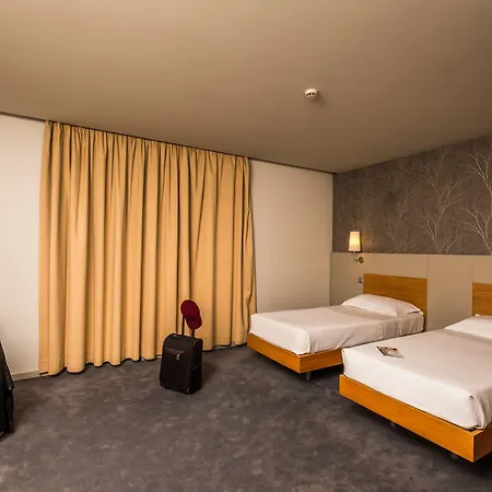 Hotel Centro 4*