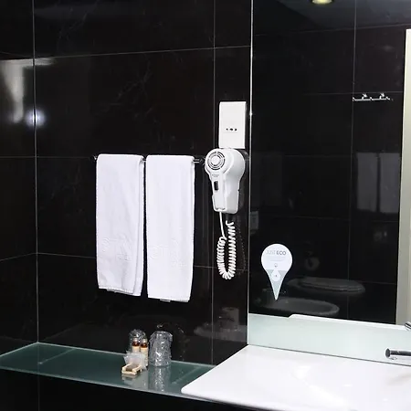 Centro Hotel 4*